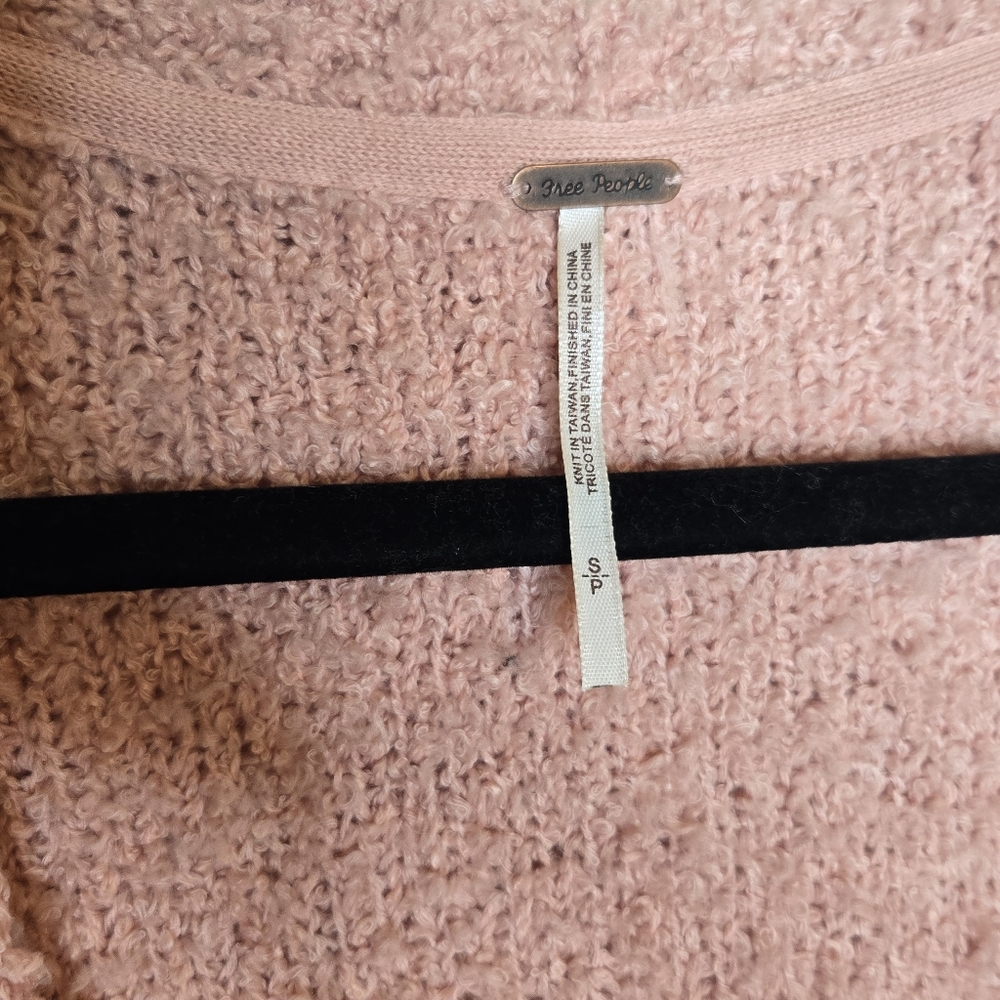 Free People Textured V-Neck Sweater Soft Pink Pullover - Picture 8 of 13
